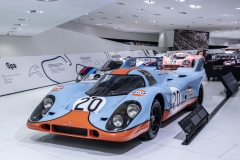 Two 917 KH with the famous „Gulf“ colours, including starting number 20, started in Spa-Francorchamps in 1971. Two 917 KH with the famous „Gulf“ colours, including starting number 20, started in Spa-Francorchamps in 1971.