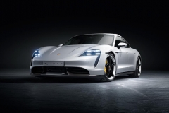 8-Porsche-Taycan-Turbo-S 8-Porsche-Taycan-Turbo-S