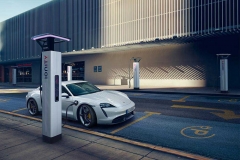 9-Porsche-Taycan-Turbo-S 9-Porsche-Taycan-Turbo-S