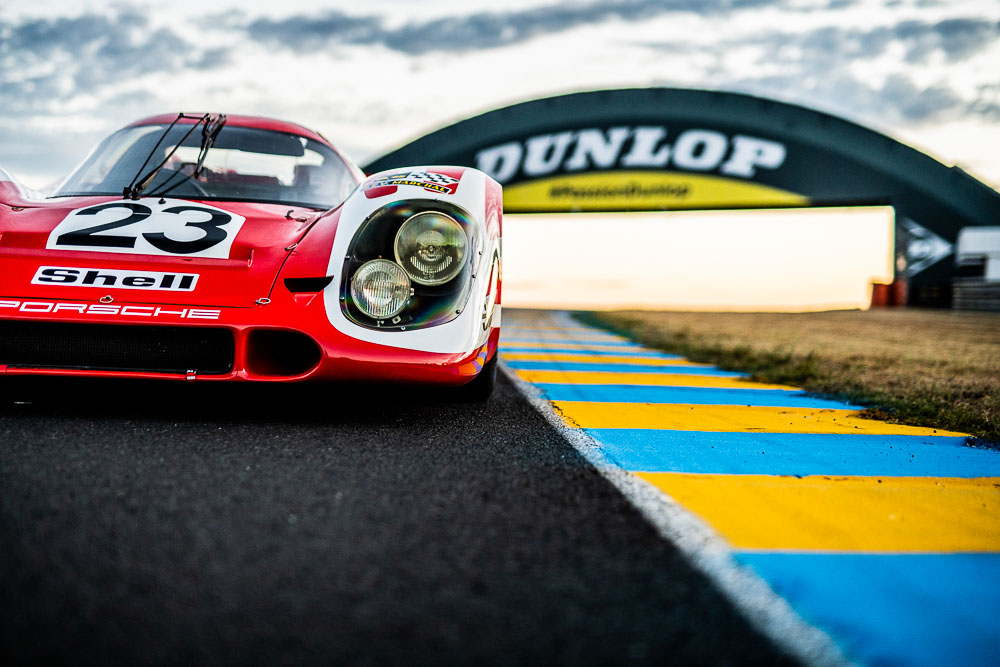 The-917-KH-once-again-meets-the-famous-curbs-of-Le-Mans.-@Rémi-Dargegen-17