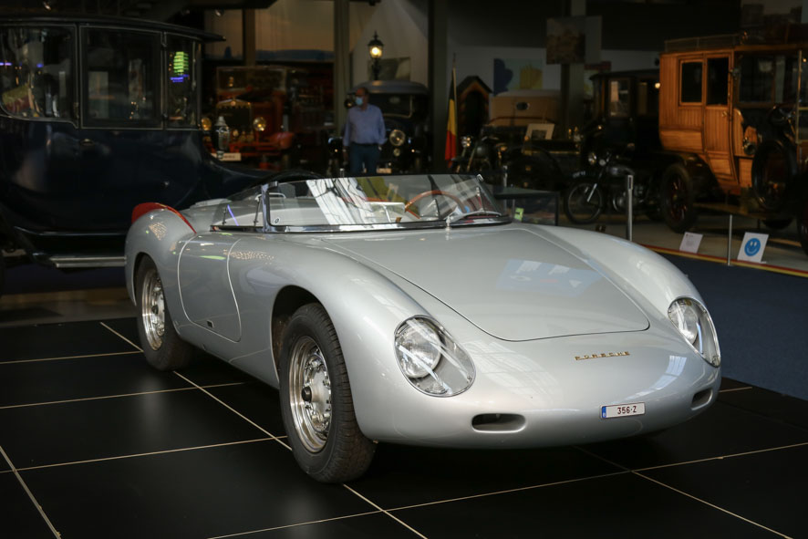Porsche-autoworld-44