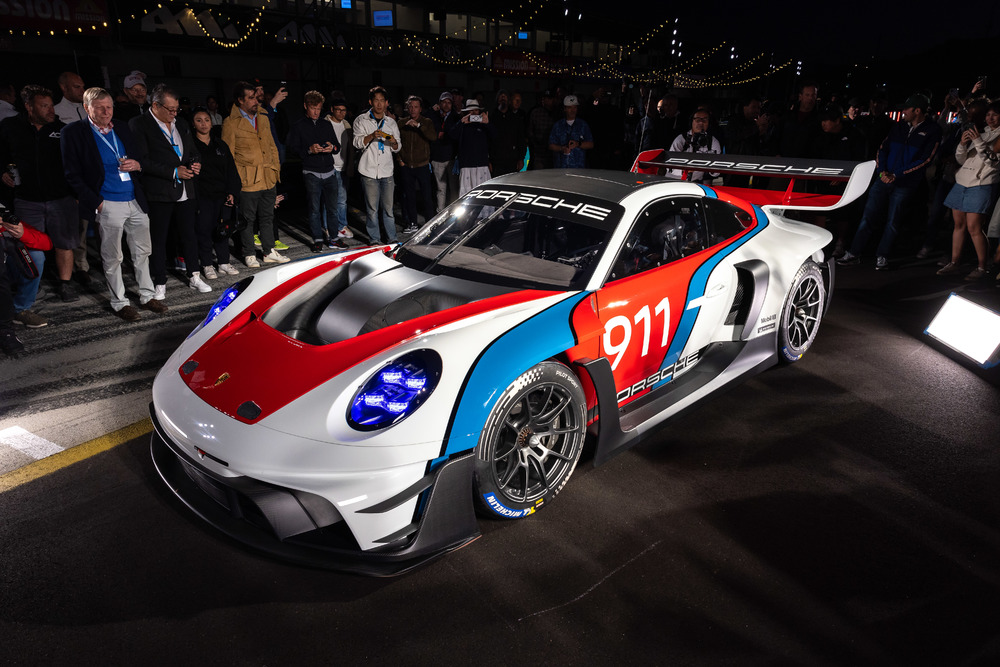 Porsche-911-GT3-R-rennsport-26
