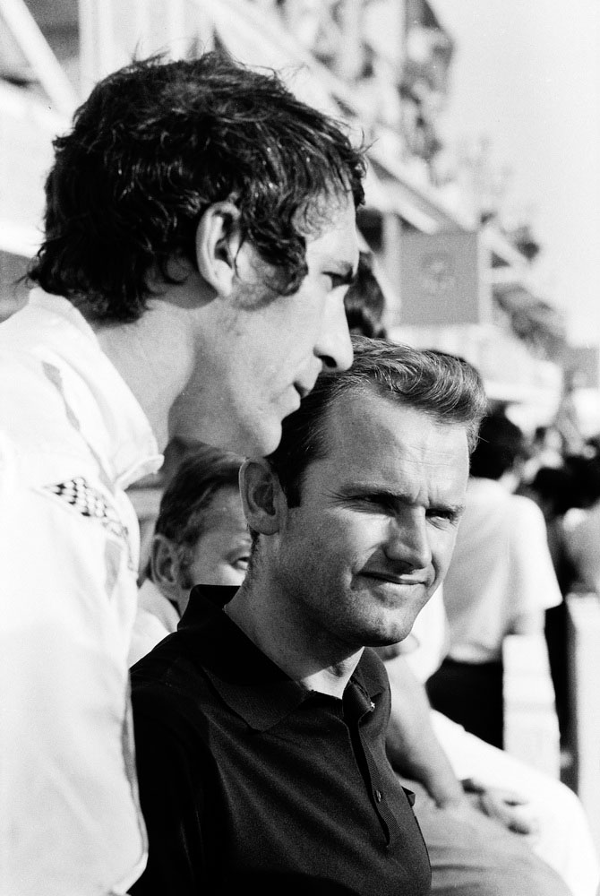 Ferdinand Piëch (right) and Vic Elford (left) at Le Mans in 1969.