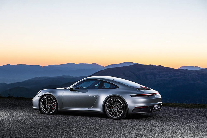 Word-Premiere-Los-Angeles-The-new-Porsche-911-6