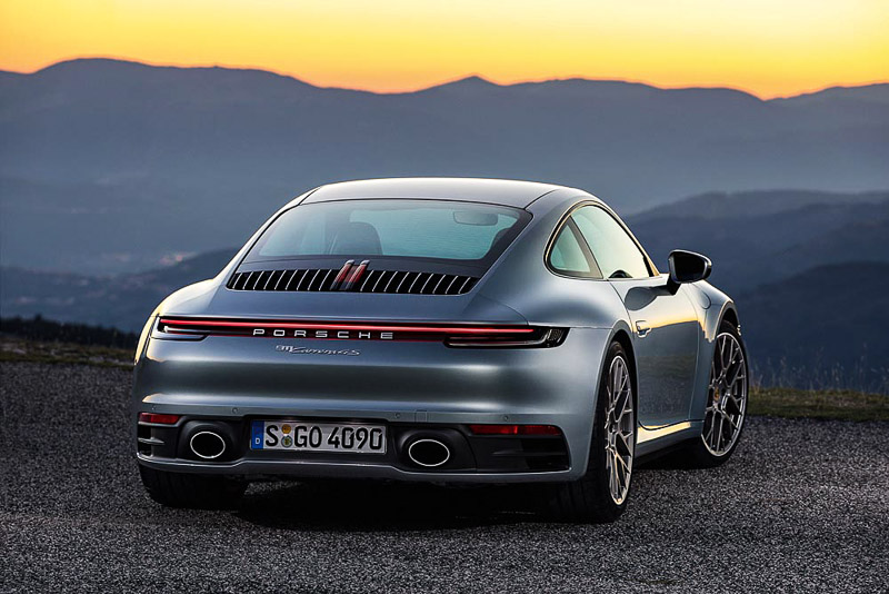 Word-Premiere-Los-Angeles-The-new-Porsche-911-7
