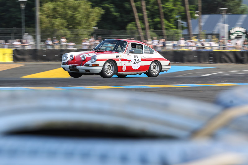 Scemema - 1965 Porsche 911 - Grid 4 - Le Mans Classic 2018